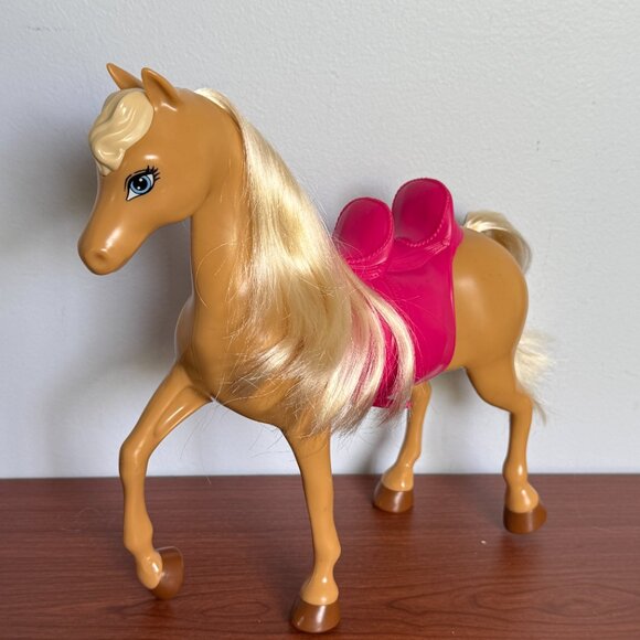 Vintage Olympic Barbie & Horse - Picture 5 of 11